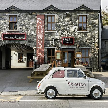 The Coach House Hotel Oranmore Buitenkant foto