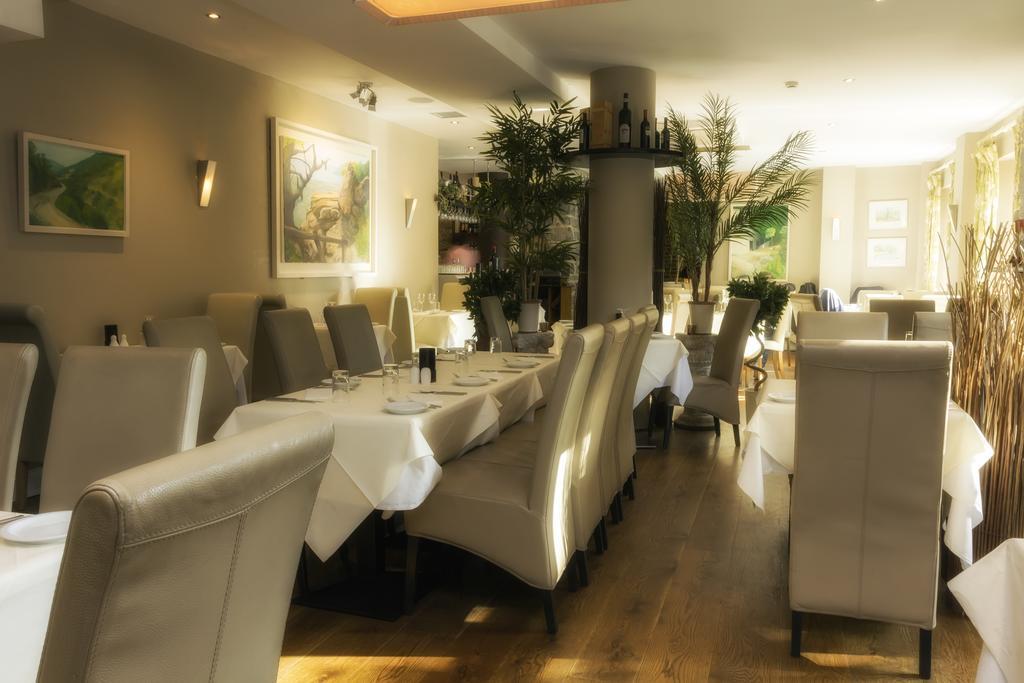 The Coach House Hotel Oranmore Buitenkant foto