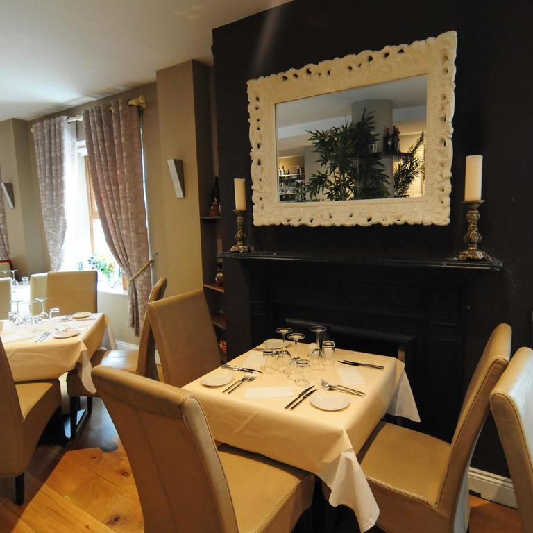 The Coach House Hotel Oranmore Buitenkant foto