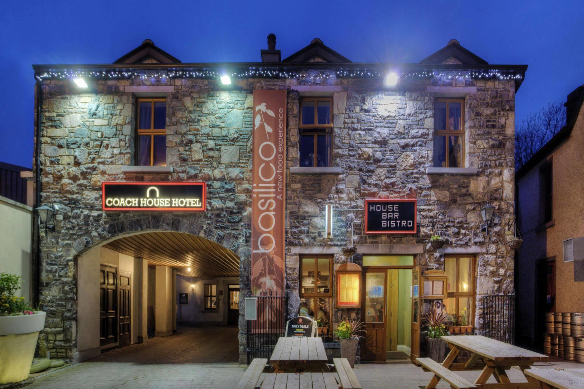 The Coach House Hotel Oranmore Buitenkant foto